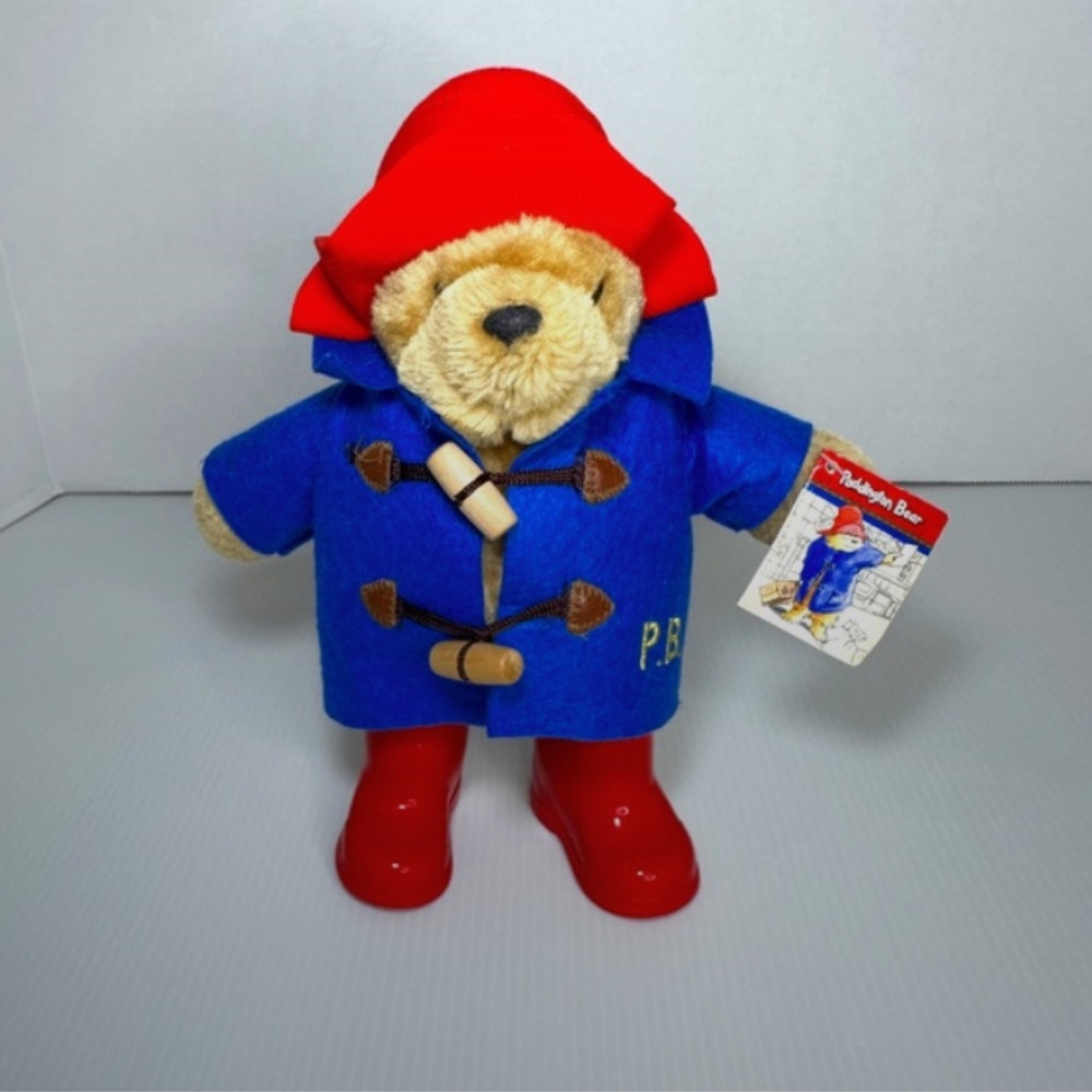 Classic Paddington Plush Bear With Red Boots Rainbow Designs New With Tags 10”